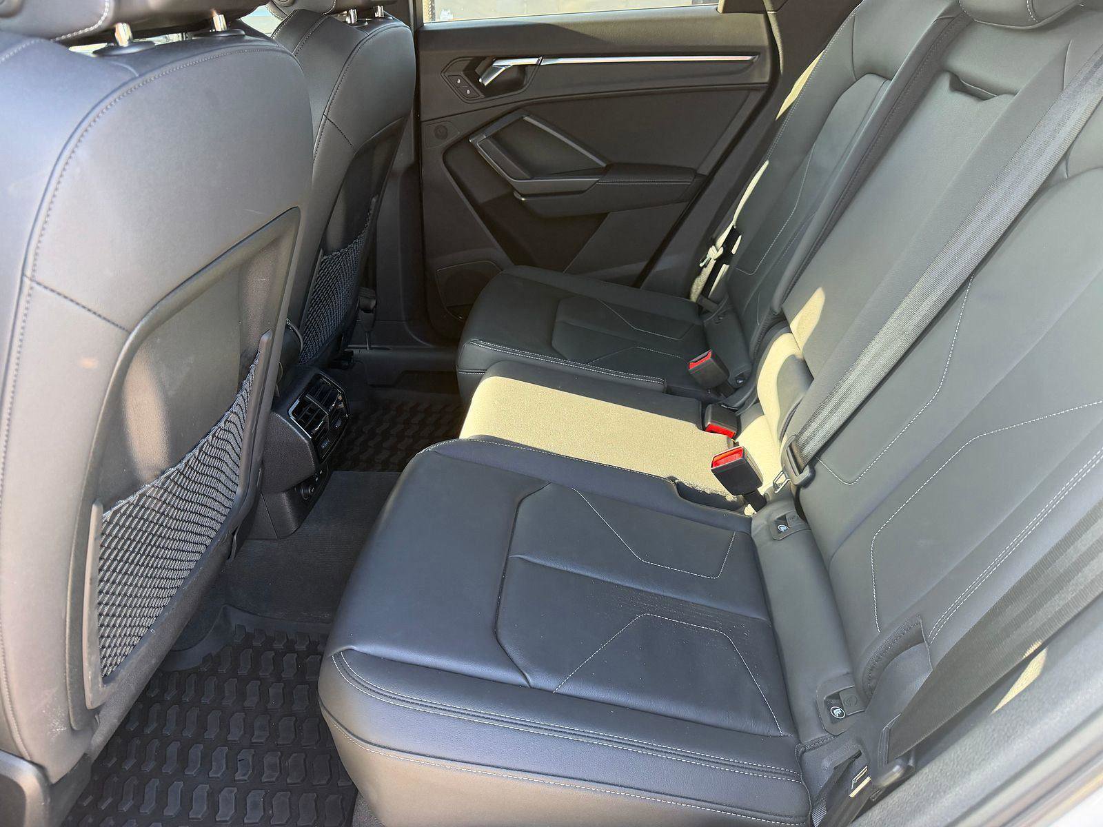 Used 2023 Audi Q3 2.0T Premium Plus w/ Premium Plus Package image 4