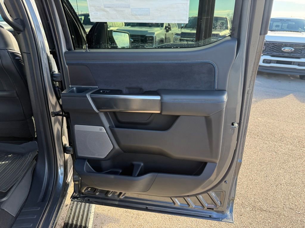 New 2025 Ford F150 Platinum w/ FX4 Off-Road Package image 21