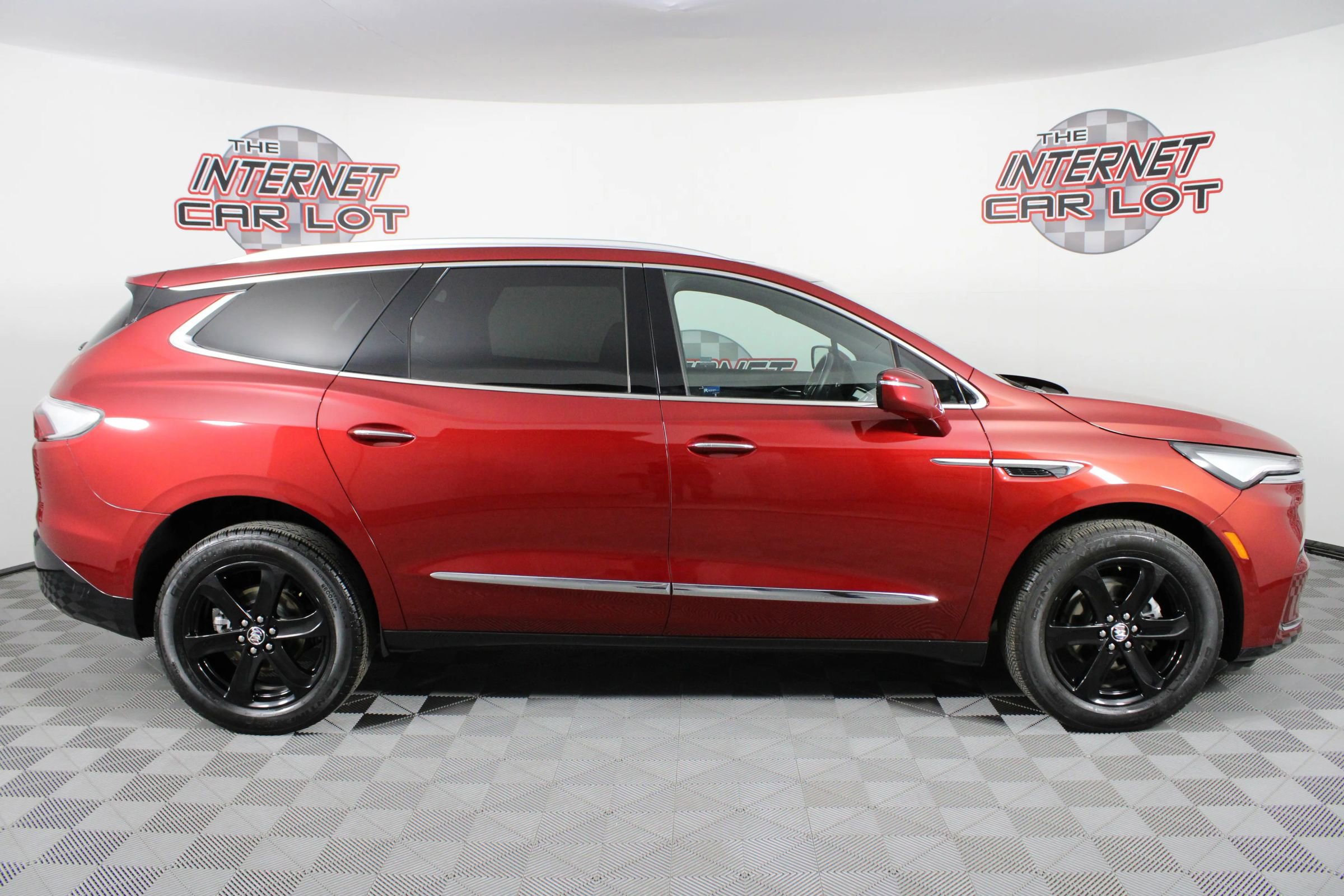 Used 2024 Buick Enclave Essence w/ Experience Buick Package AWD/4WD image 8