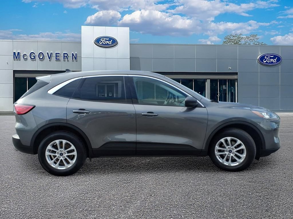 Used 2022 Ford Escape SE w/ Cold Weather Package AWD/4WD image 5
