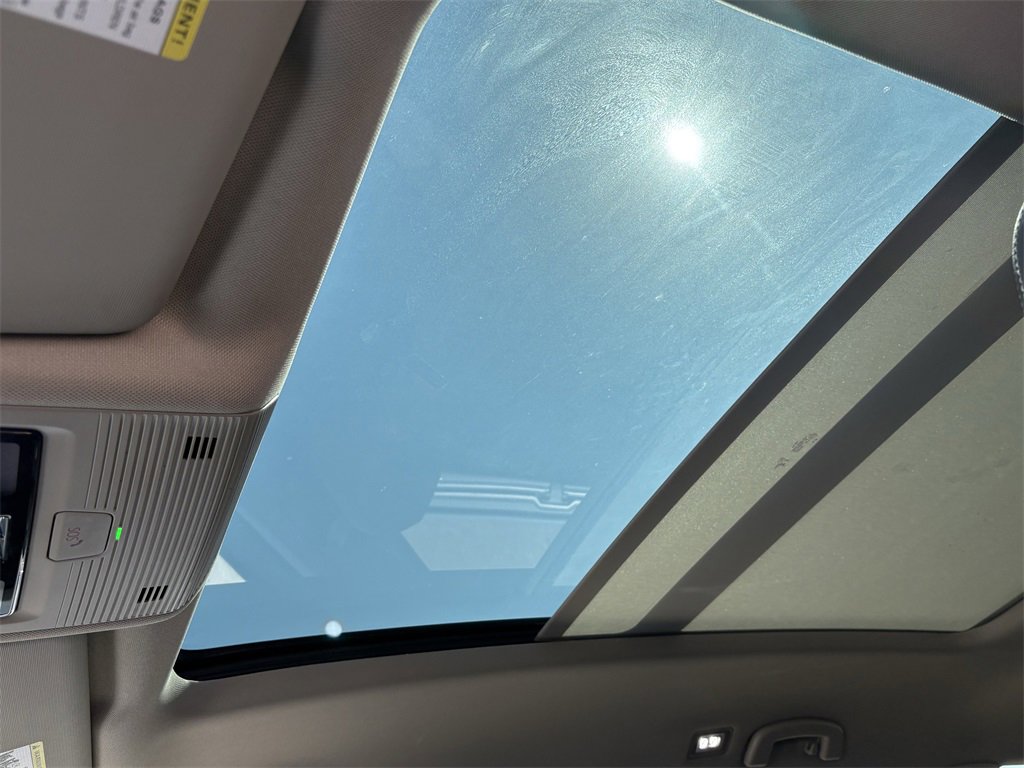 Used 2024 Volkswagen Atlas SEL image 23