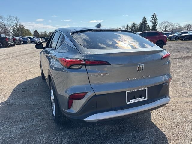 Used 2025 Buick Envista Preferred w/ Convenience II Package image 10