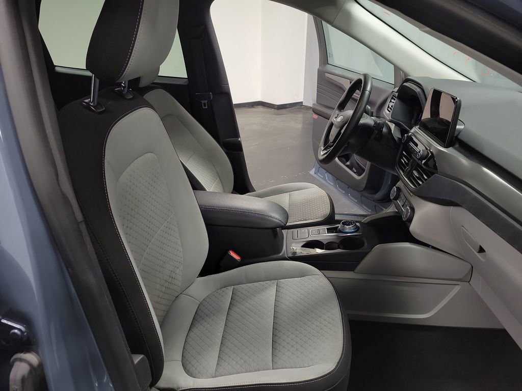 Used 2023 Ford Escape Active image 21