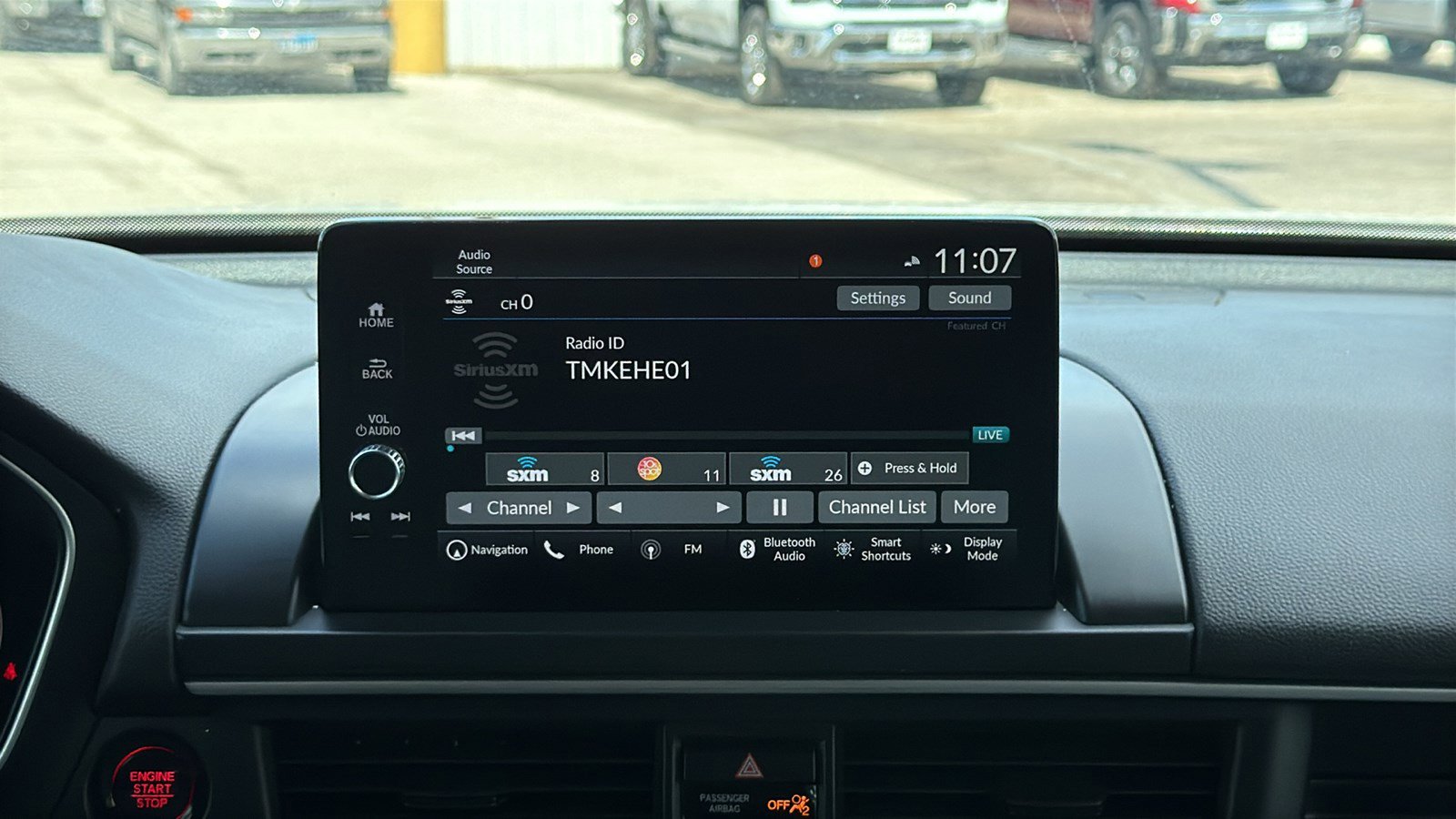 Used 2024 Honda Pilot Touring image 22