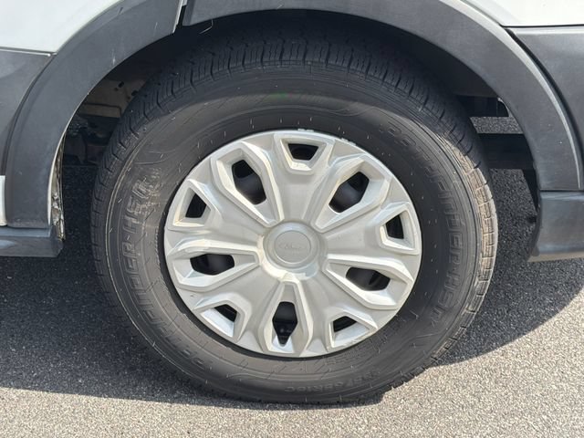 Used 2019 Ford Transit 350 XLT RWD image 14