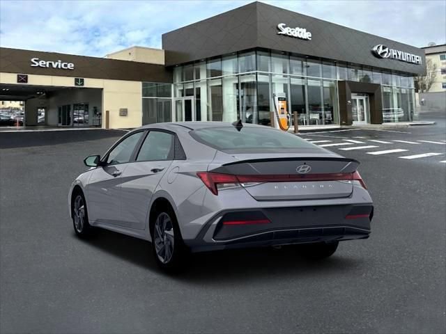 New 2026 Hyundai Elantra Sport FWD image 5