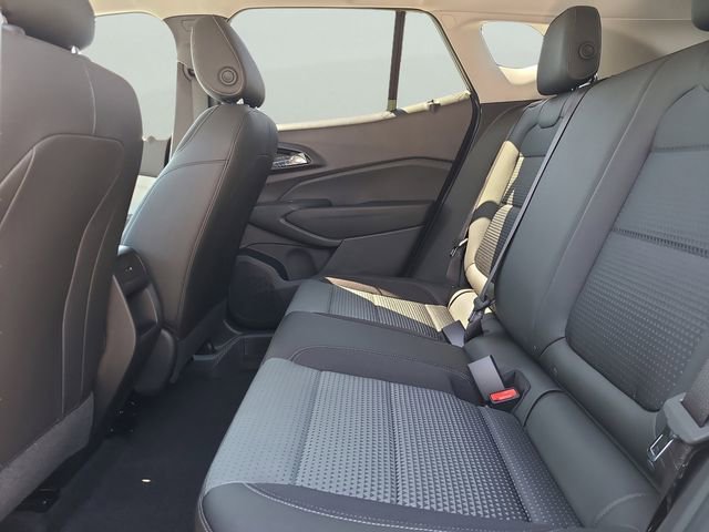 New 2026 Chevrolet Trax LT w/ Midnight Edition image 17