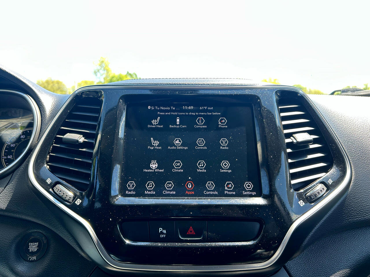 Used 2020 Jeep Cherokee Limited image 12