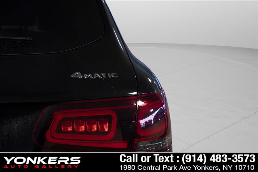 Used 2022 Mercedes-Benz GLC 300 4MATIC image 21