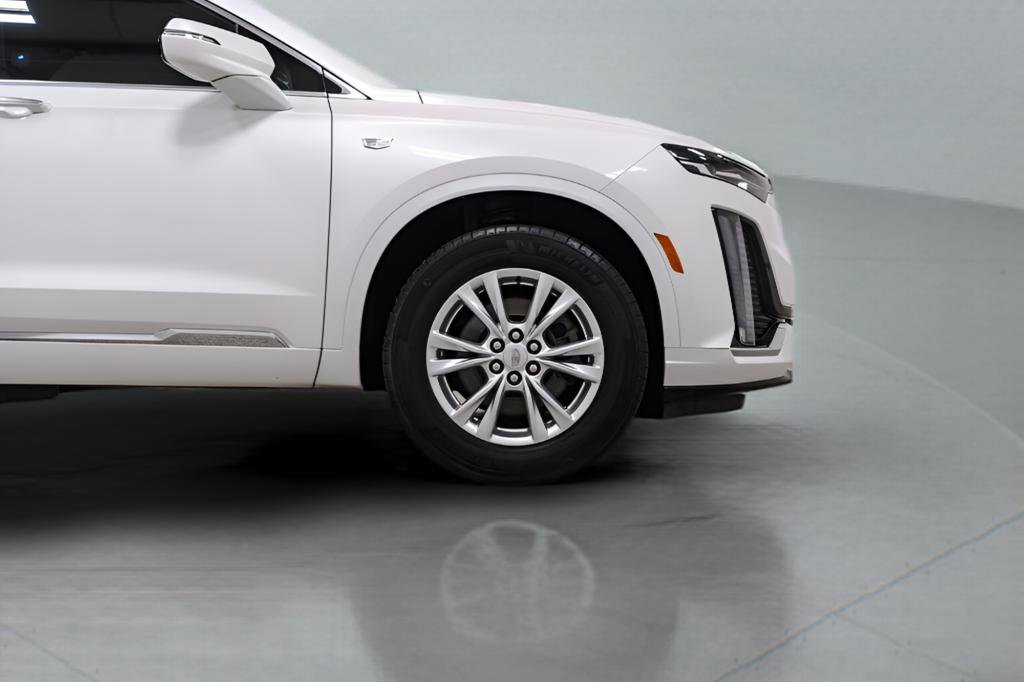 Used 2023 Cadillac XT6 Luxury image 7