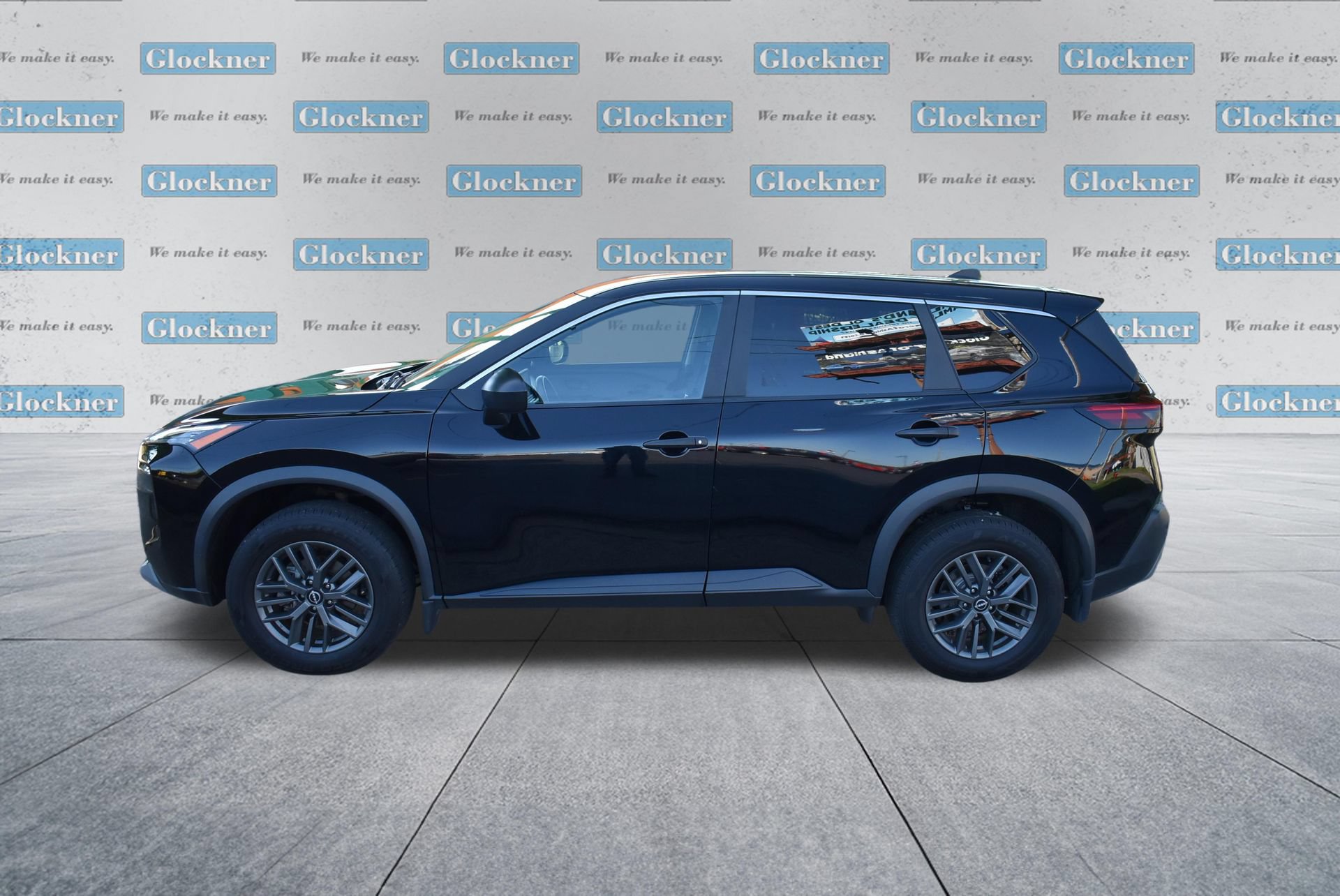 Used 2023 Nissan Rogue S AWD/4WD image 9