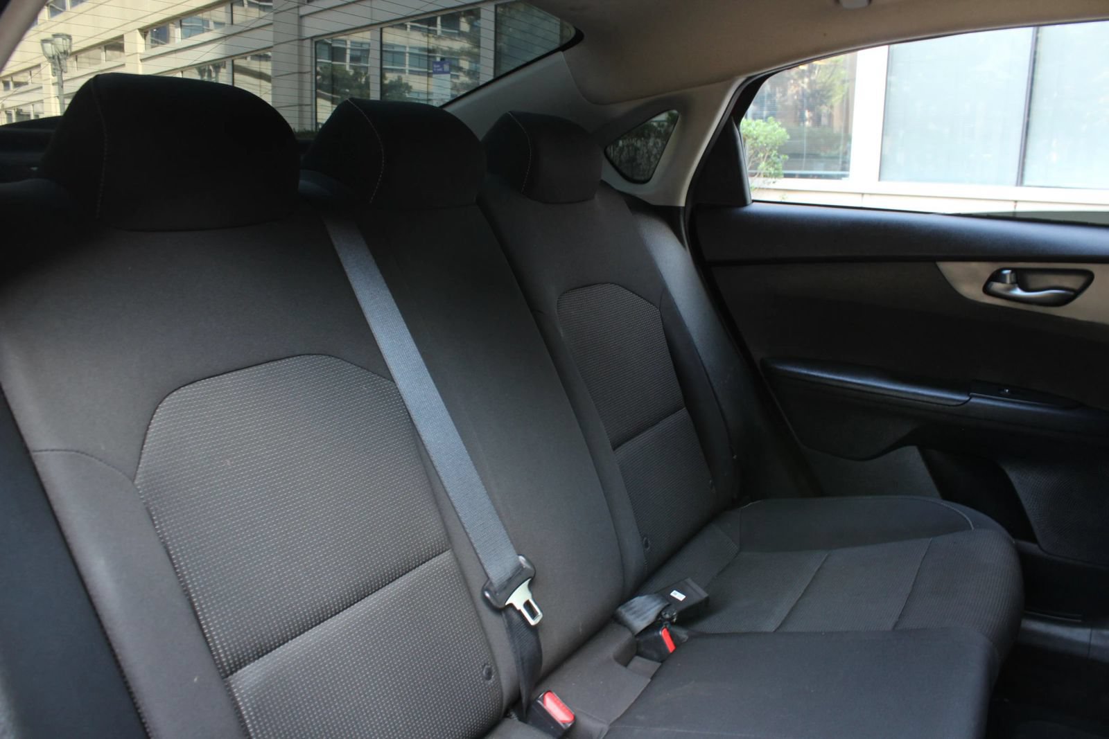 Used 2020 Kia Forte LXS FWD image 22