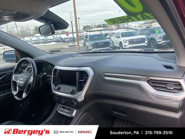 Used 2020 GMC Acadia SLT w/ Driver Alert Package II image 32