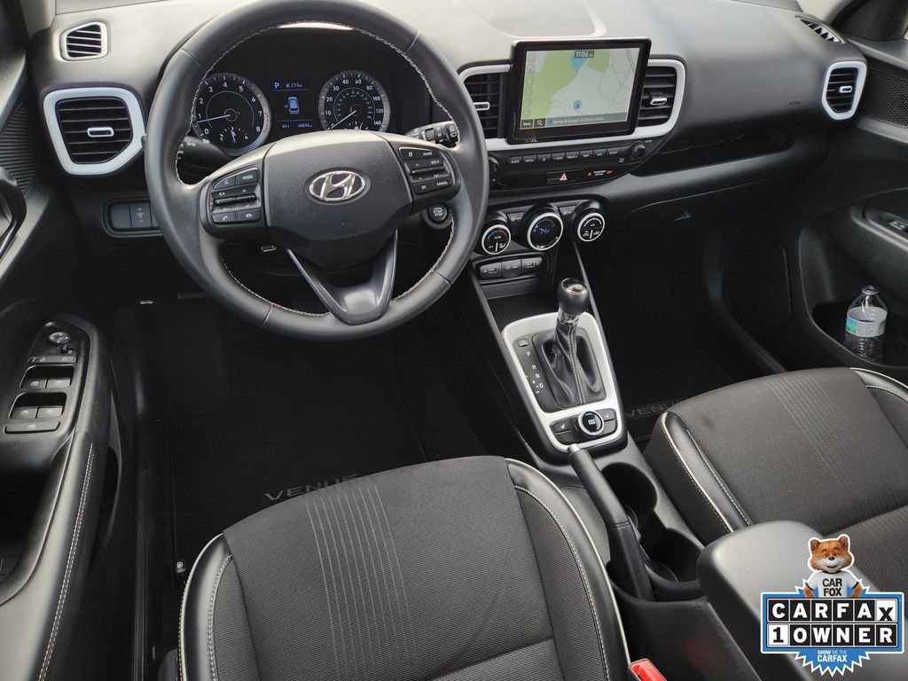 Used 2022 Hyundai Venue Limited w/ Cargo Package image 31