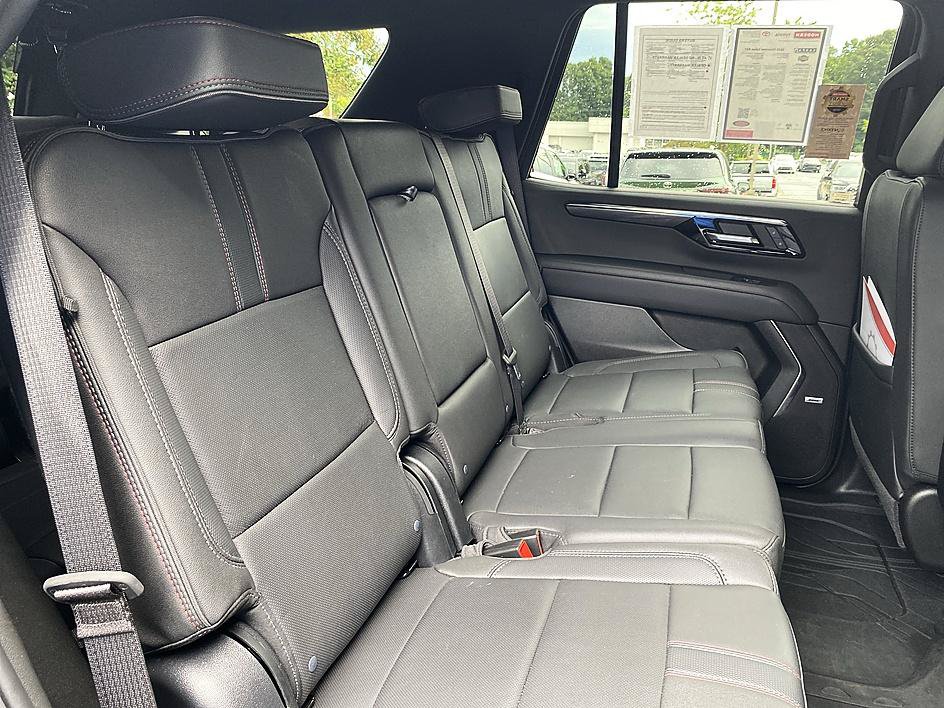 Used 2025 Chevrolet Tahoe RST w/ Comfort Package AWD/4WD image 15