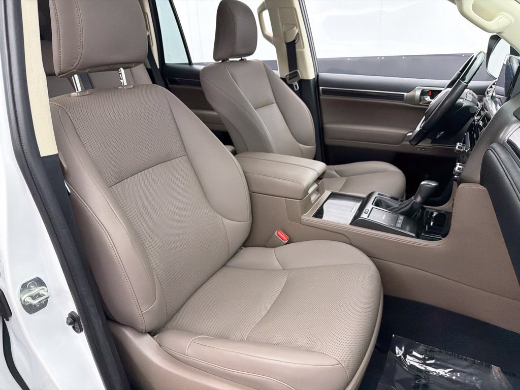 Used 2023 Lexus GX 460 Premium w/ Premium Package AWD/4WD image 34