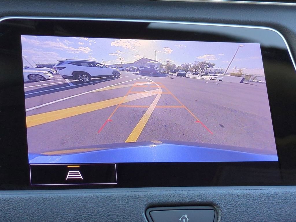 Used 2022 Cadillac XT4 Luxury w/ Driver Awareness Package image 29