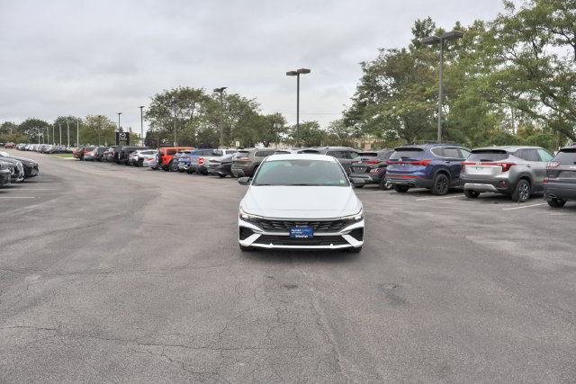Used 2026 Hyundai Elantra Sport FWD image 10