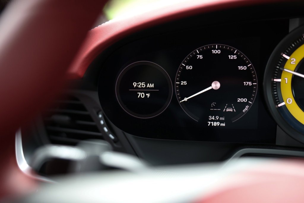 Used 2024 Porsche 911 Carrera w/ Premium Package image 48