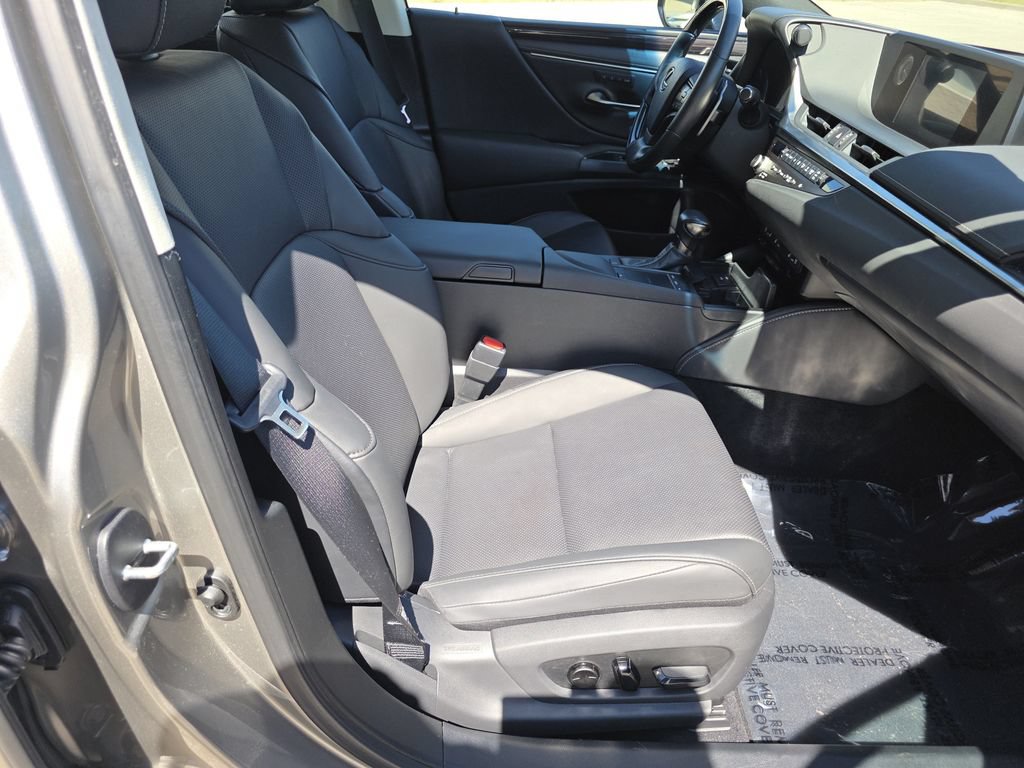 Certified 2021 Lexus ES 250 w/ Premium Package AWD/4WD image 26