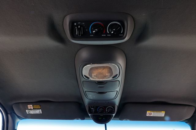 Used 2002 Ford Expedition XLT image 42