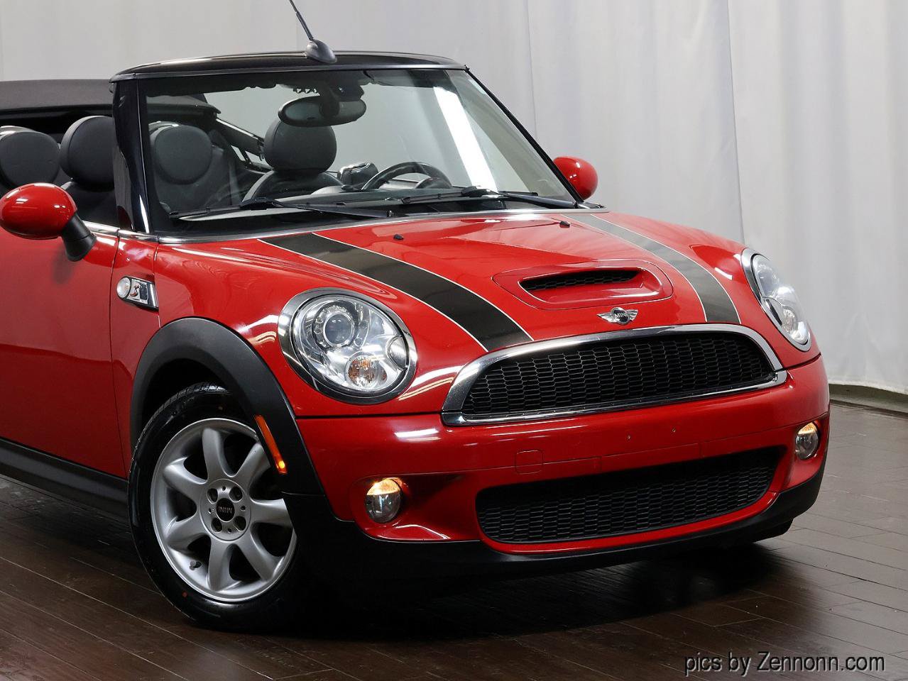 Used 2009 MINI Cooper S FWD image 2