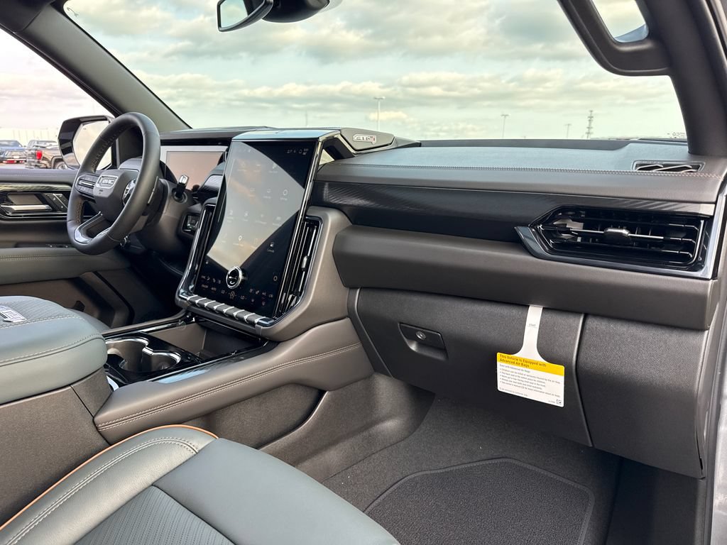 New 2026 GMC Yukon XL AT4 AWD/4WD image 39