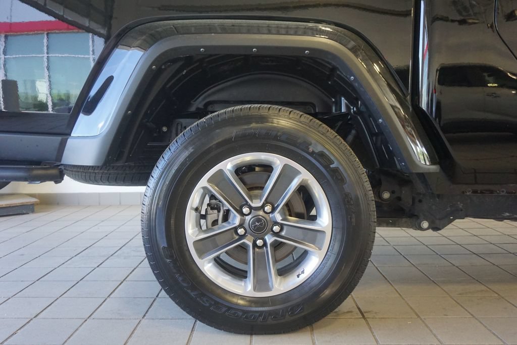 Used 2024 Jeep Gladiator Sport w/ Premium Package AWD/4WD image 33