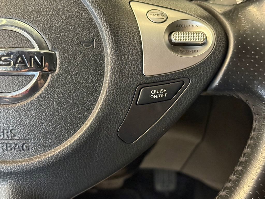 Used 2013 Nissan Juke SL w/ Midnight Edition image 12