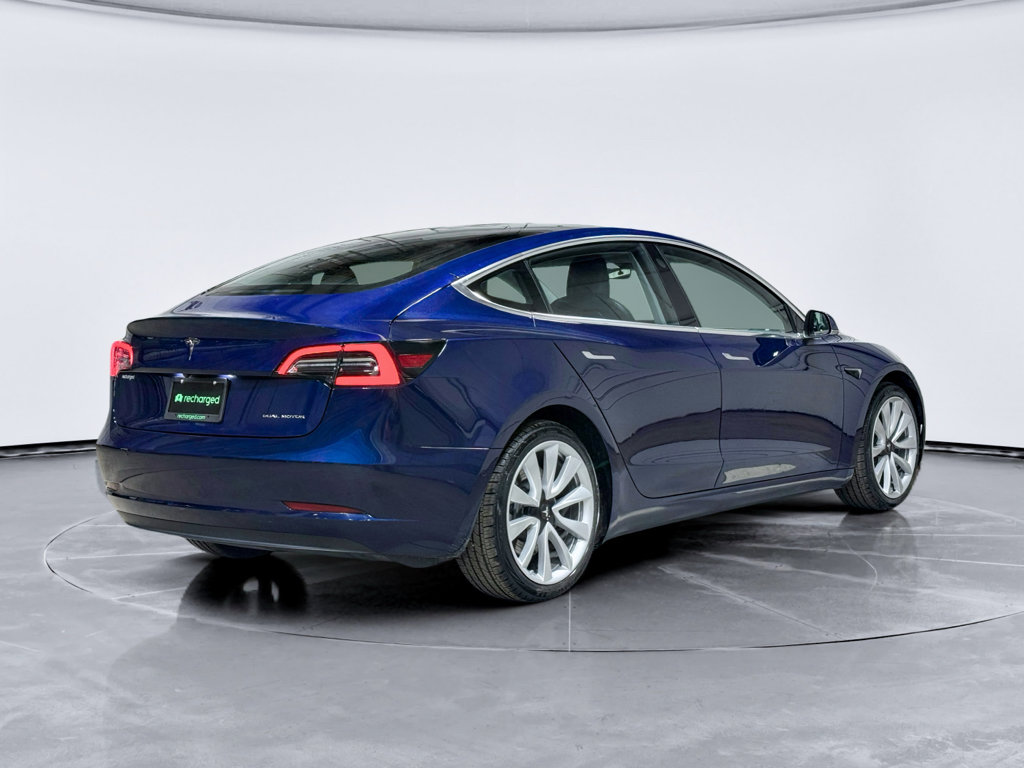 Used 2018 Tesla Model 3 Long Range image 3