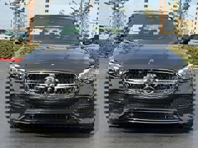 Used 2024 Mercedes-Benz C 300 4MATIC Sedan image 4