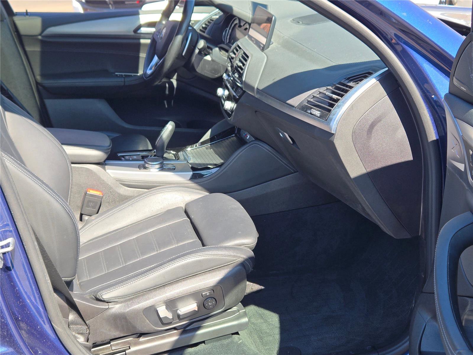 Used 2019 BMW X4 M40i w/ Premium Package image 5