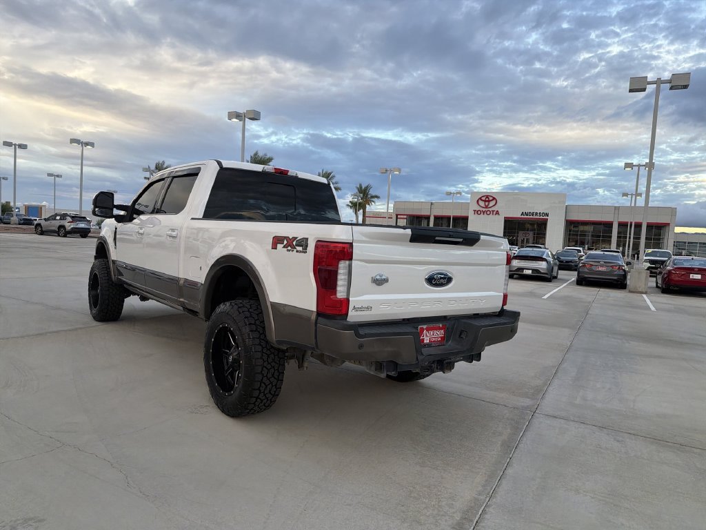 Used 2018 Ford F350 King Ranch w/ King Ranch Ultimate Package AWD/4WD image 7