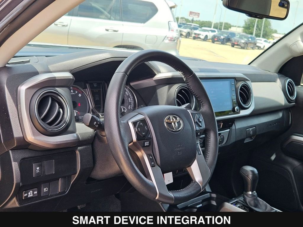 Used 2022 Toyota Tacoma SR5 RWD image 13