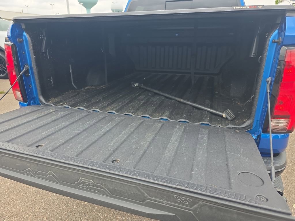 Used 2023 Chevrolet Colorado Z71 w/ Advanced Trailering Package AWD/4WD image 18