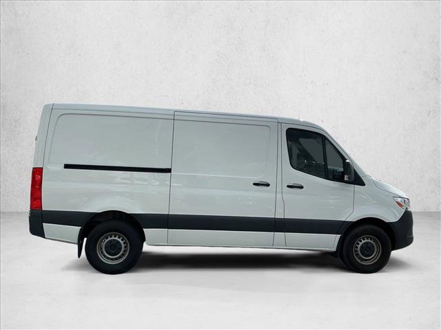 Used 2024 Mercedes-Benz Sprinter 2500 image 4