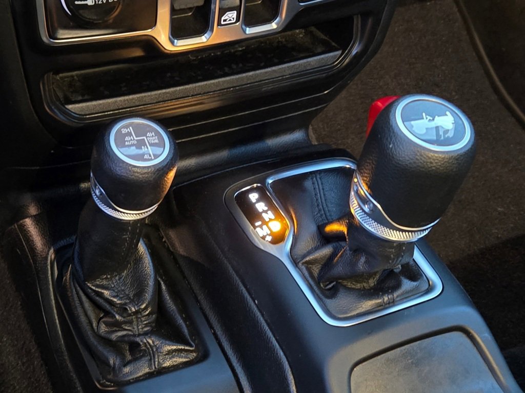 Used 2021 Jeep Wrangler Unlimited Sport image 23