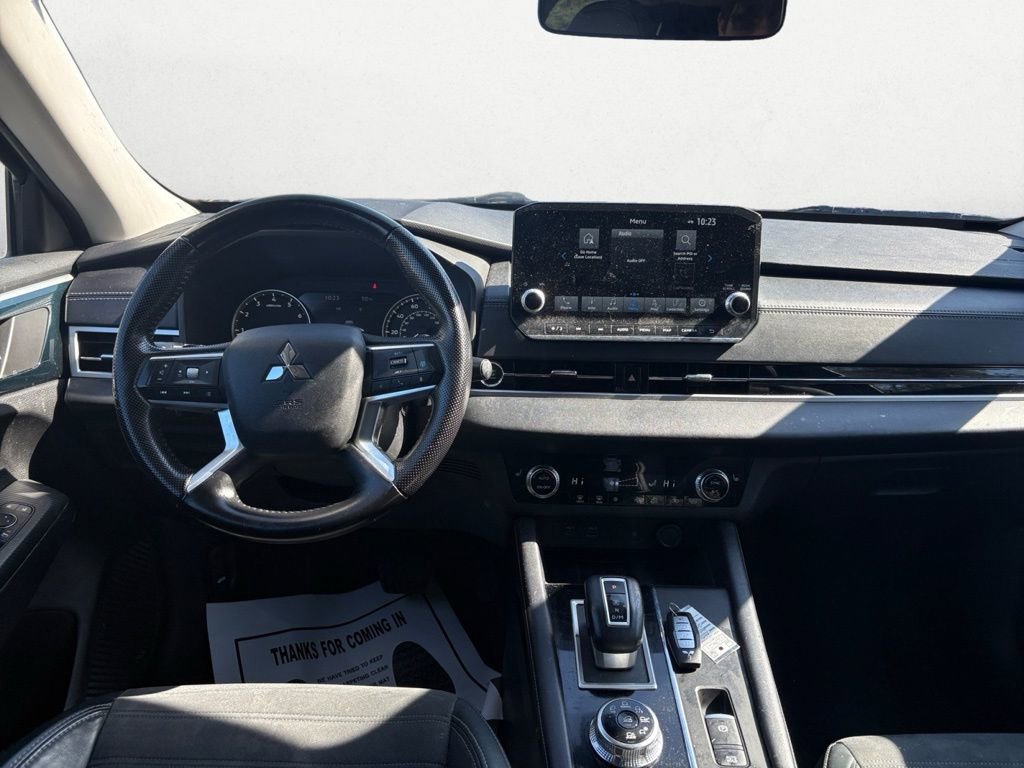 Used 2022 Mitsubishi Outlander SE image 13