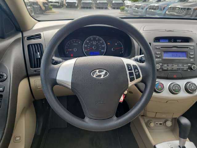 Used 2009 Hyundai Elantra GLS FWD image 9