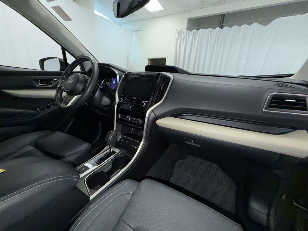 Used 2022 Subaru Ascent Limited w/ Technology Package AWD/4WD image 19