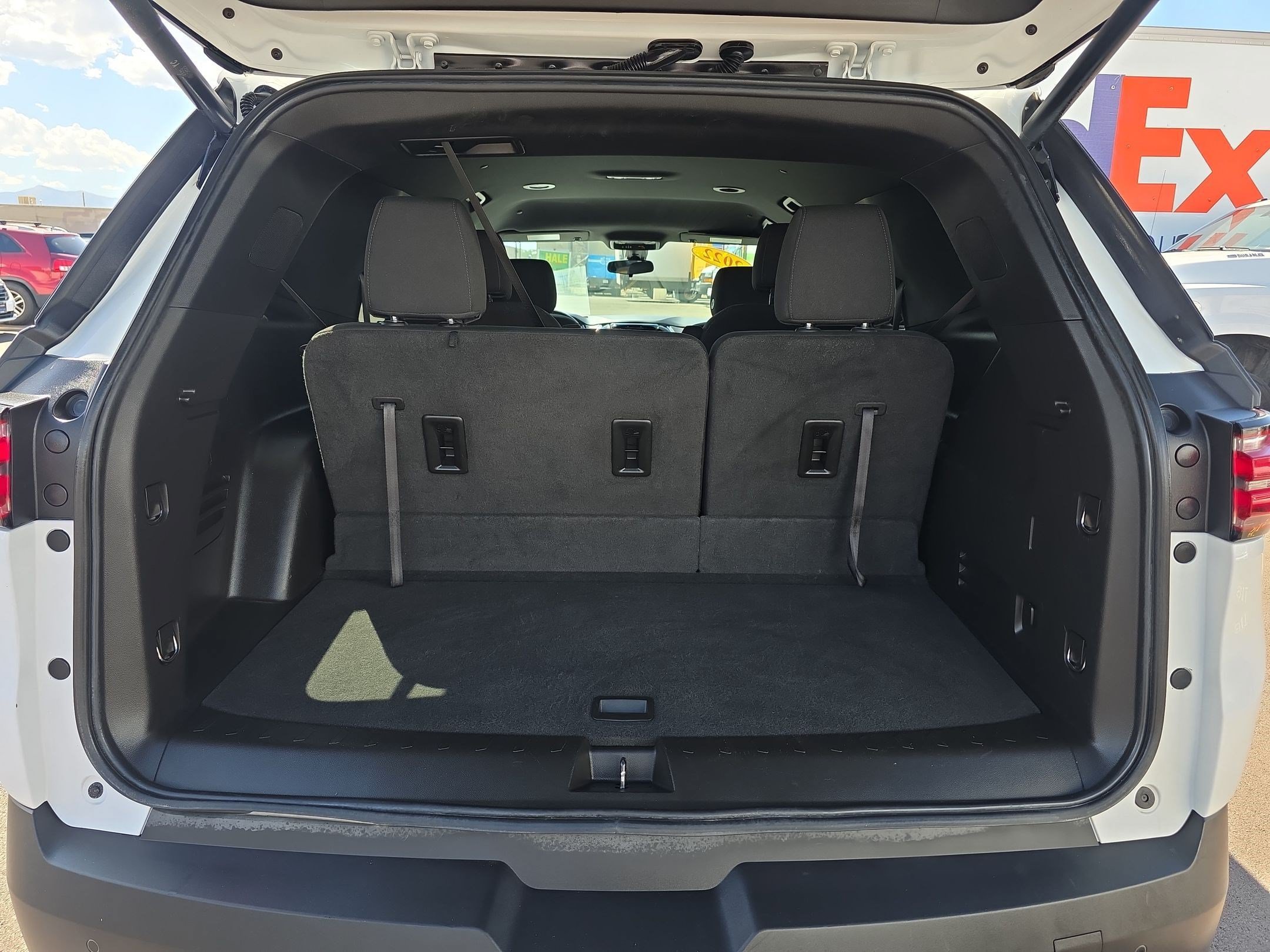 Used 2022 Chevrolet Traverse LT AWD/4WD image 33