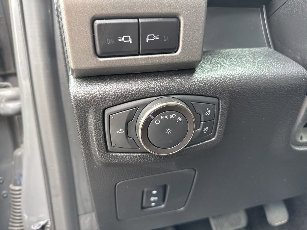 Used 2018 Ford F150 Raptor w/ Equipment Group 802A Luxury image 20