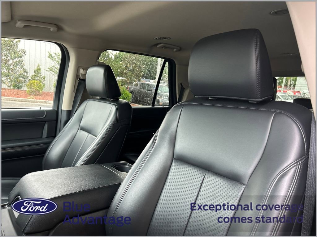 Used 2024 Ford Expedition XLT AWD/4WD image 11
