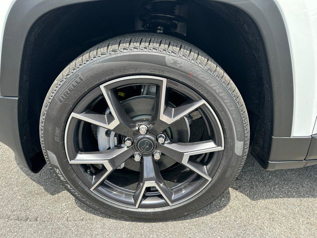 New 2026 Jeep Cherokee Overland AWD/4WD image 11