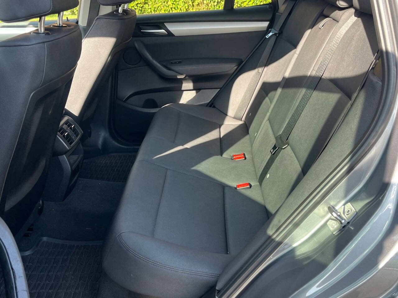 Used 2011 BMW X3 xDrive28i image 9