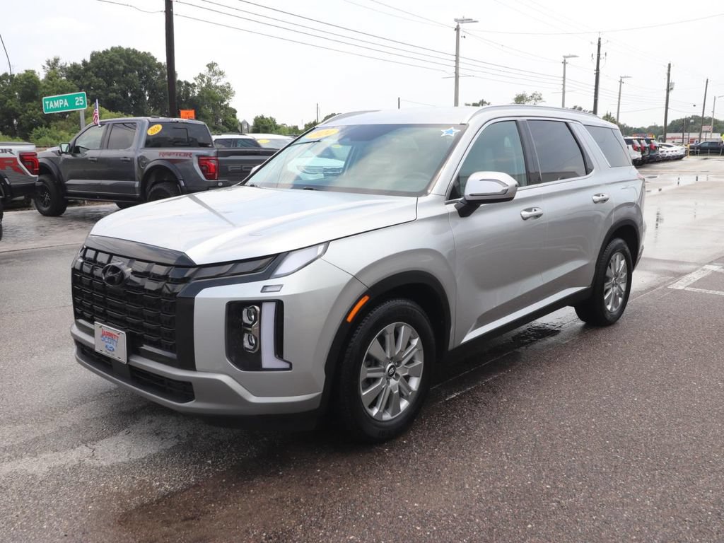 Used 2024 Hyundai Palisade SEL AWD/4WD image 3