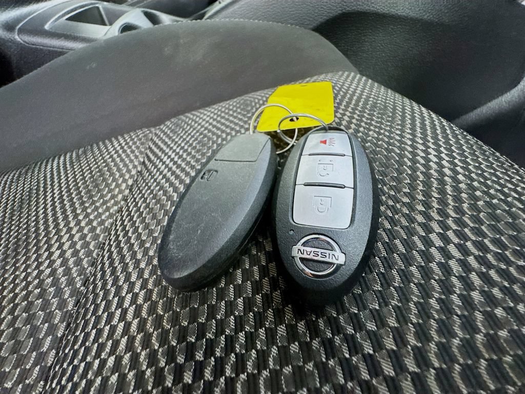 Used 2020 Nissan Rogue Sport SV AWD/4WD image 37
