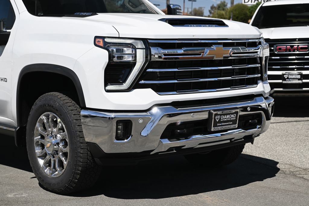 New 2026 Chevrolet Silverado 3500 LTZ w/ LTZ Premium Package image 10