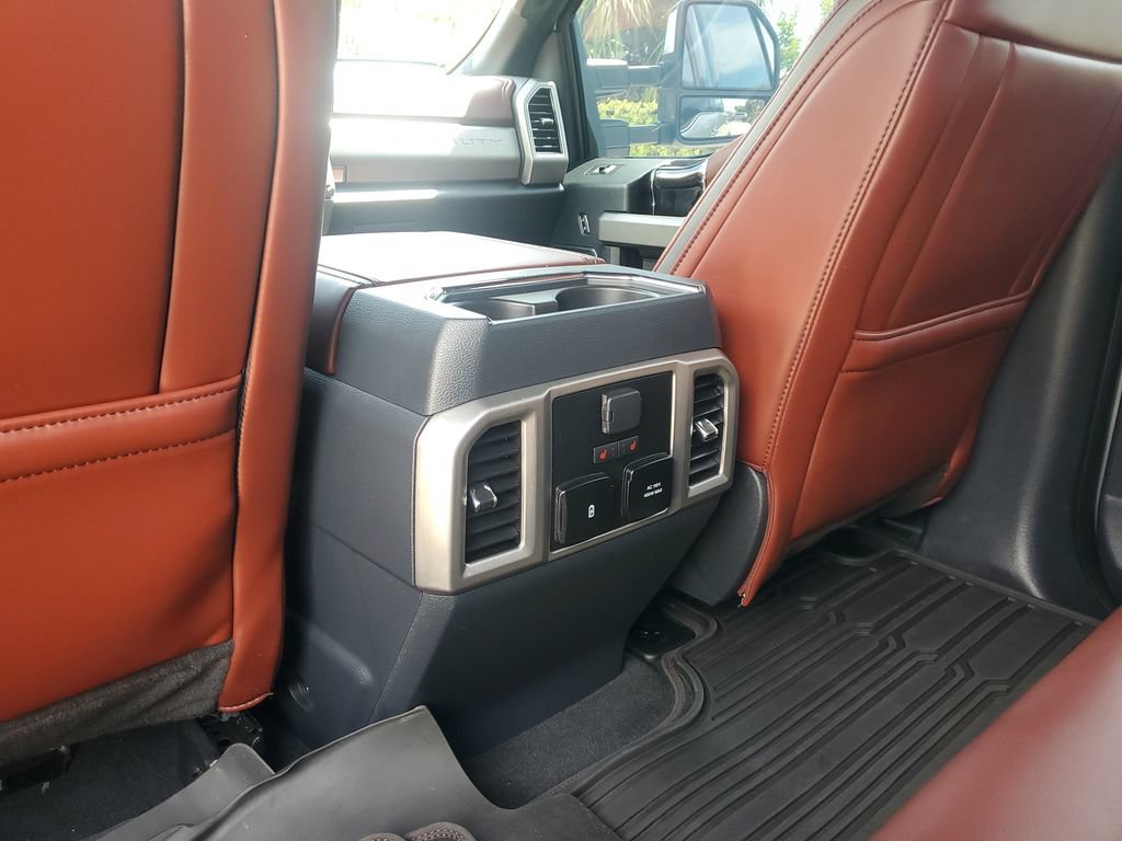 Used 2022 Ford F350 Platinum AWD/4WD image 20