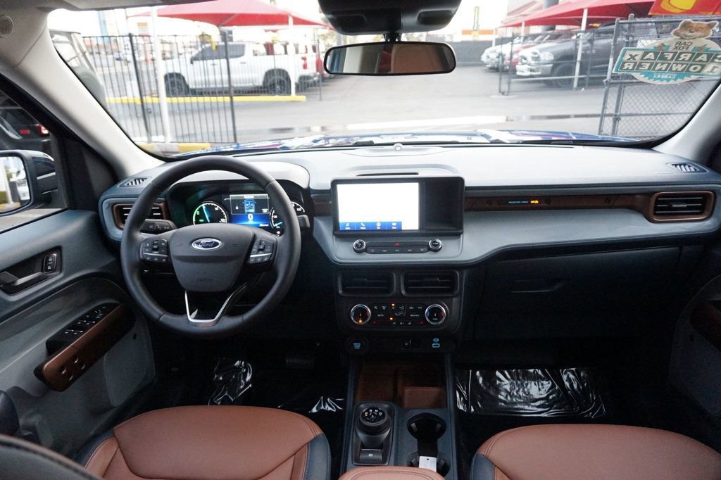 Used 2024 Ford Maverick Lariat image 39